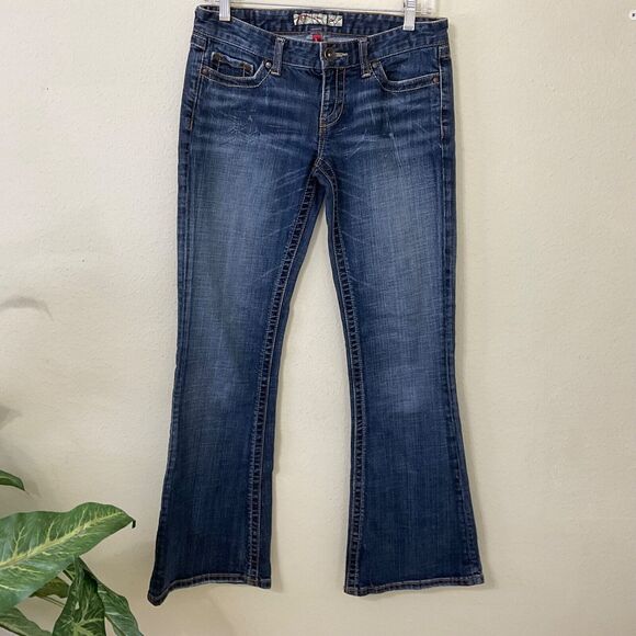 BKE Jeans Denim Jeans Star FLAIR  Stretch women’s size 28x33.5 - Picture 1 of 12
